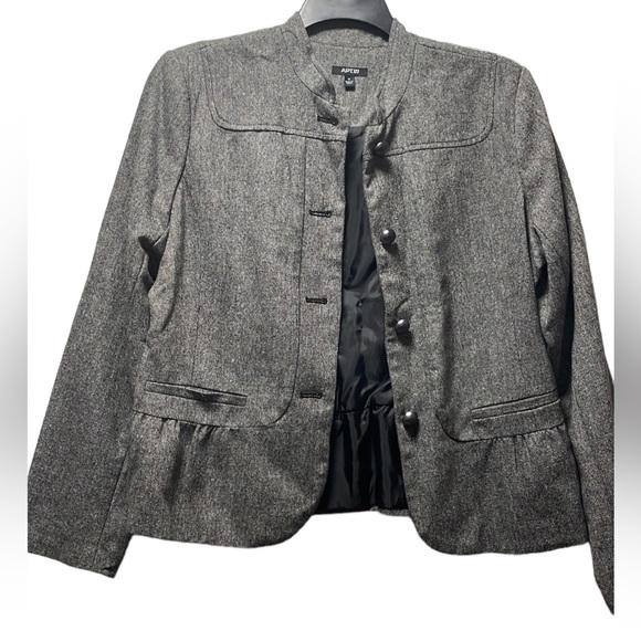 Apt. 9 Jackets & Blazers - Apt 9 grey blazer size 16